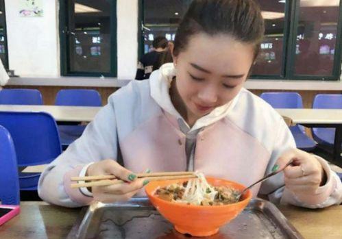 国产大学生反差吃瓜黑料官网,官方揭秘背后的真相