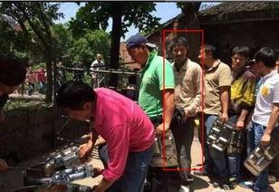 学姐排队打饭打架吃瓜黑料,排队打饭引发的校园大战与幕后黑料揭秘